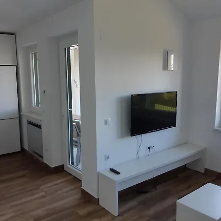Village Lägenhet Crveni Vrh