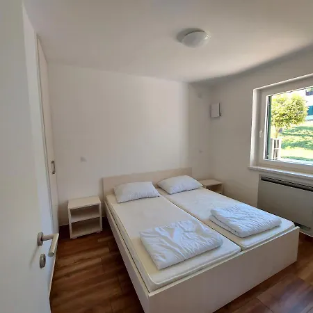 Village Apartment *