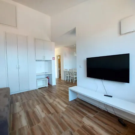 Apartment Village